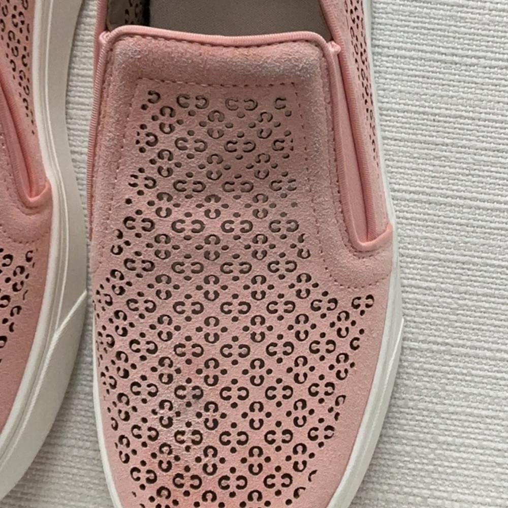 VIONIC KIMMIE PERF SLIP ON SNEAKERS WOMEN'S SZ 9 SHOES - Picture 5 of 8